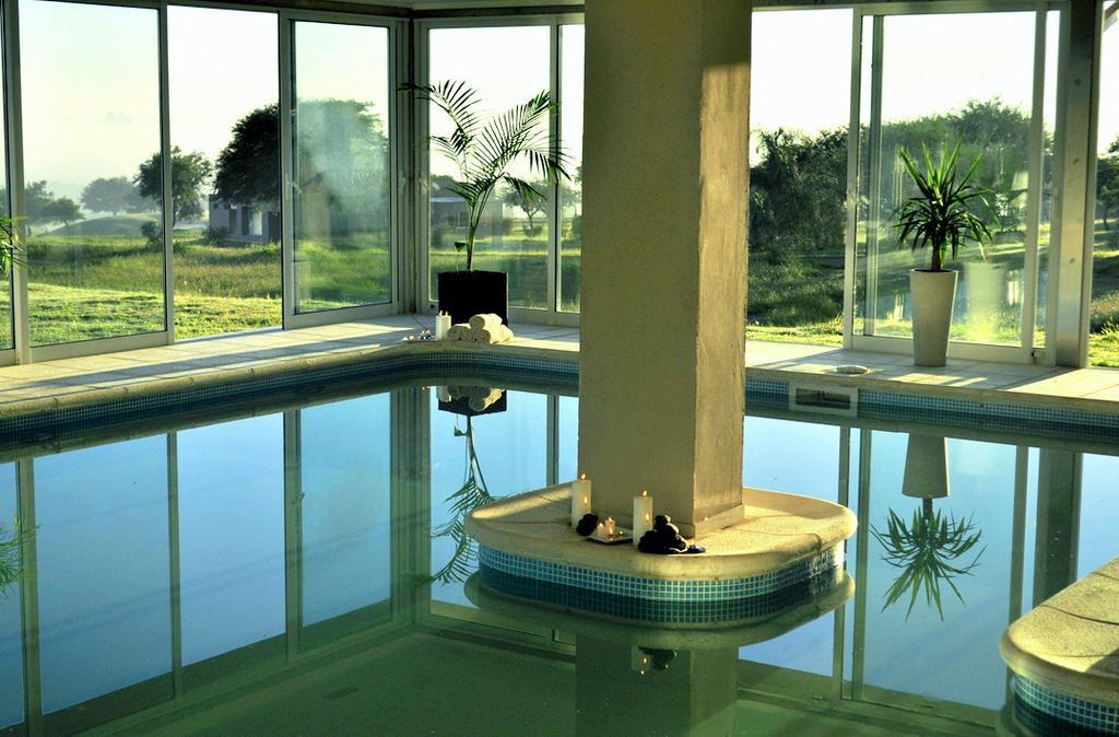 Howard Johnson Piedras Moras Hotel Almafuerte